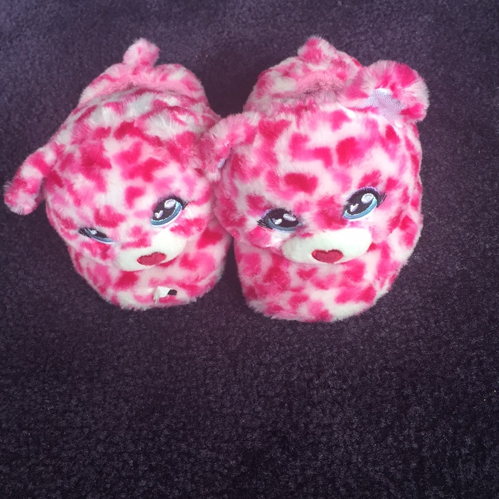 Slippers - Picture 3 of 4